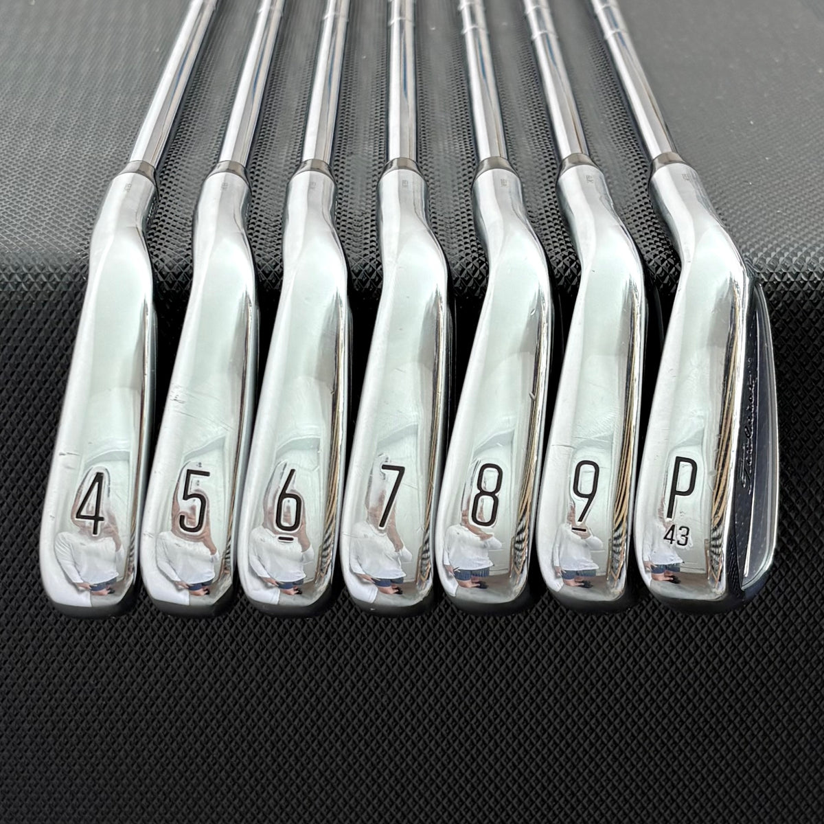 TITLEIST T200 2023 IRON SET