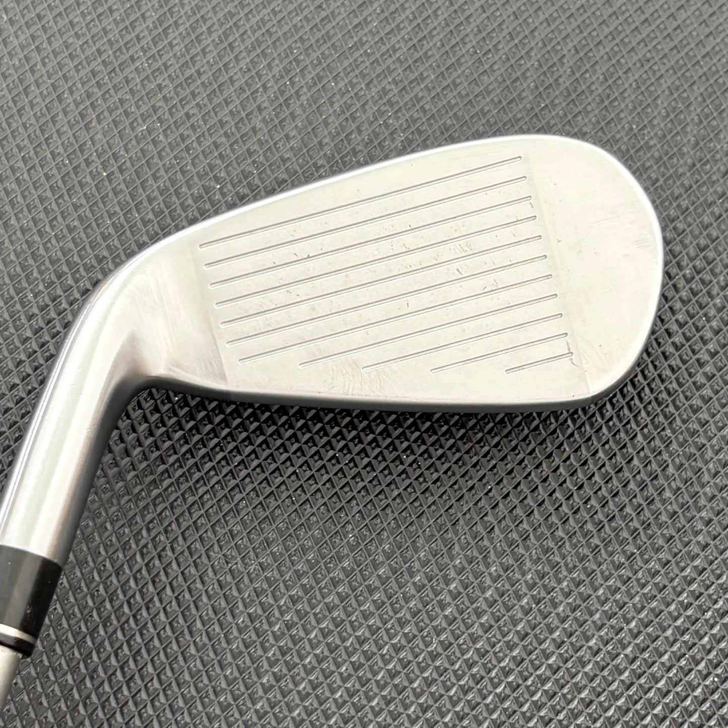 TAYLORMADE STEALTH DHY 4 IRON (22 DEGREE)