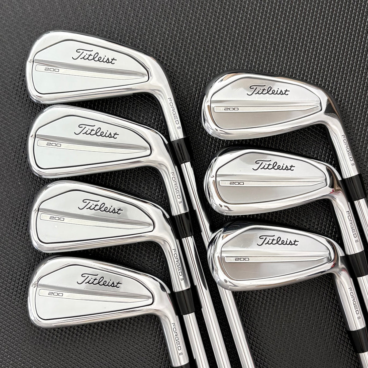 TITLEIST T200 2023 IRON SET