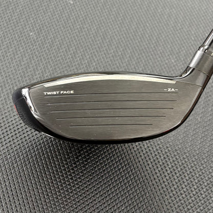 TAYLORMADE STEALTH PLUS 3 WOOD (13.5 DEGREE) + HEADCOVER