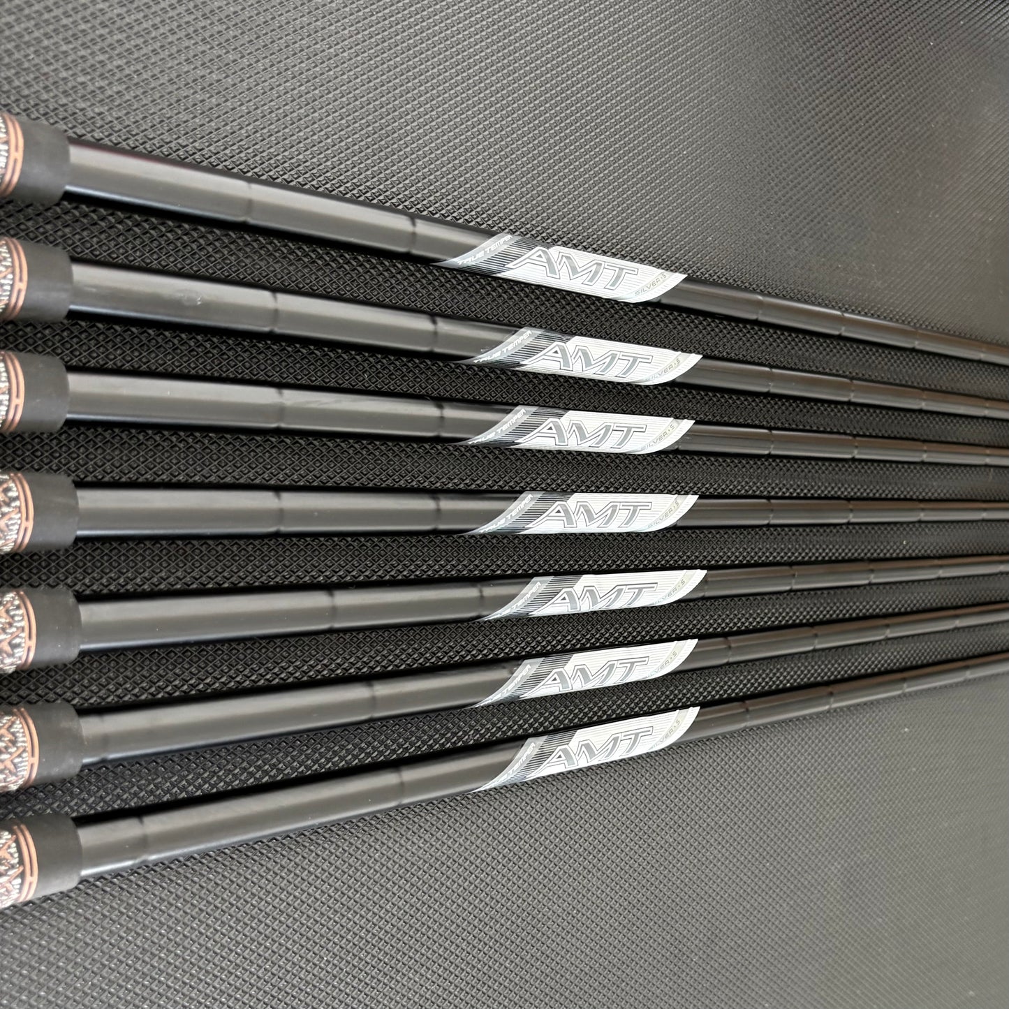 LH TITLEIST T250 OIL CAN IRON SET