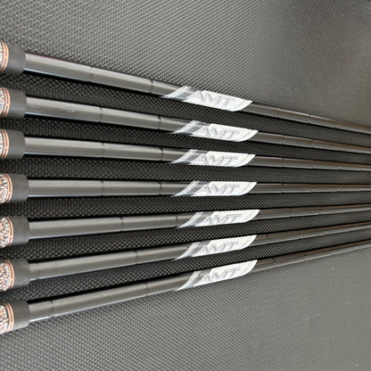 LH TITLEIST T250 OIL CAN IRON SET