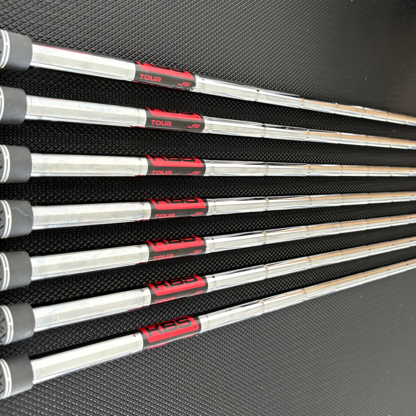 TAYLORMADE P7MC 2023 IRON SET