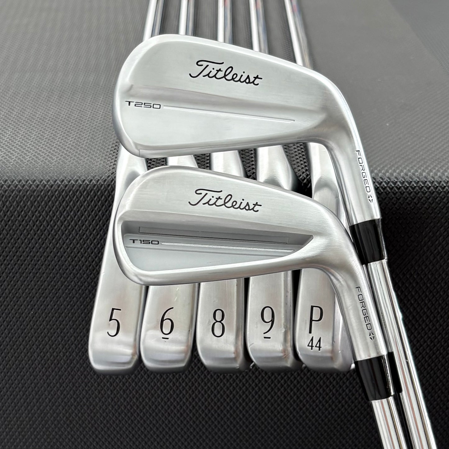 TITLEIST T250/T150 2025 COMBO IRON SET