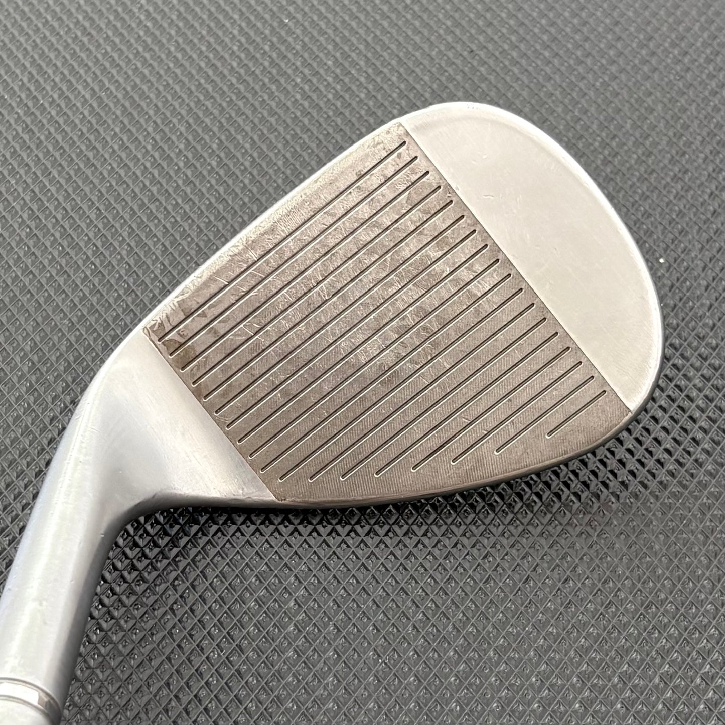 TAYLORMADE MILLED GRIND 4 TW WEDGE (60 DEGREE)