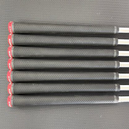 TAYLORMADE P790 2023 IRON SET