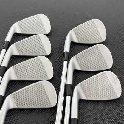 TAYLORMADE P790 2023 IRON SET