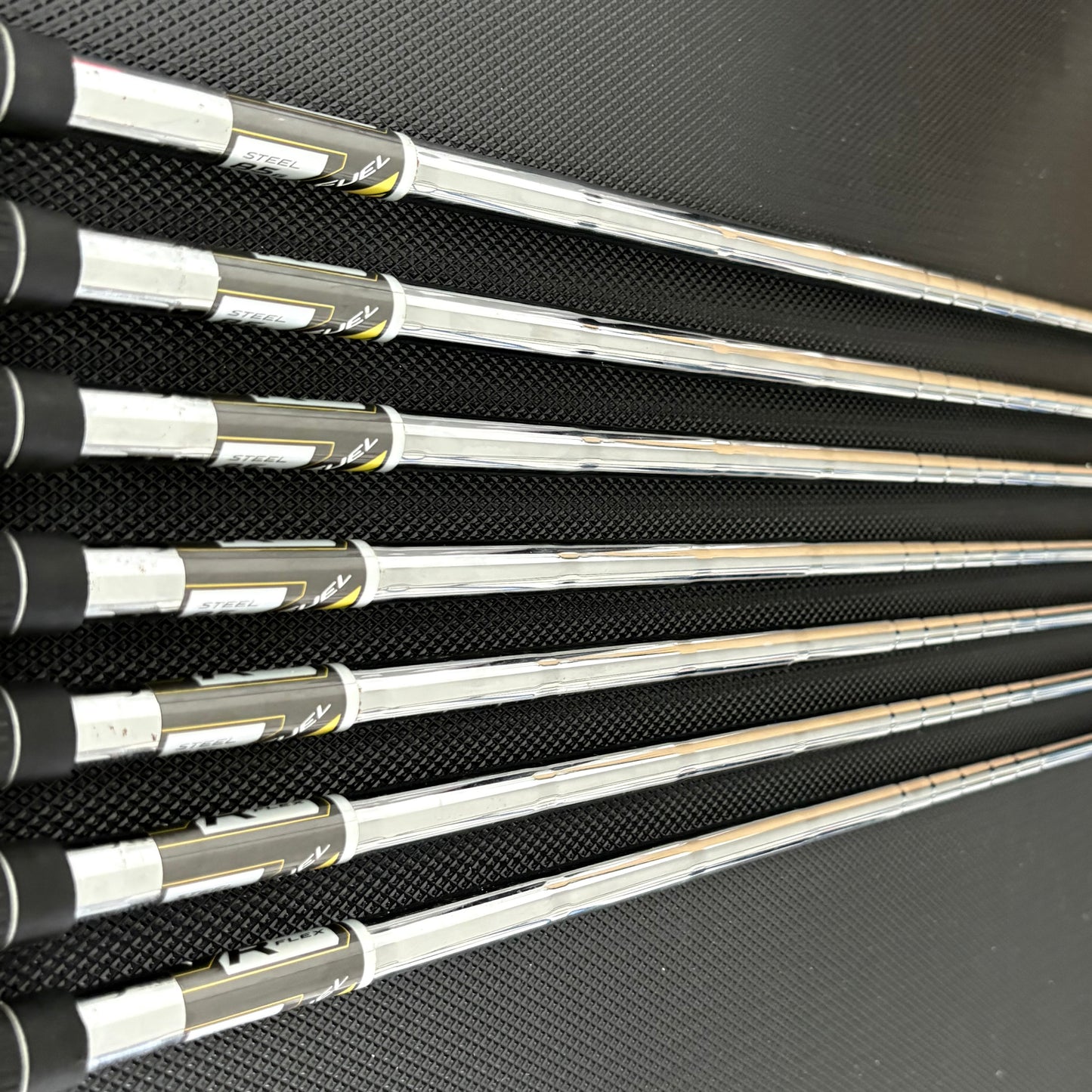 TAYLORMADE ROCKETBLADEZ IRON SET