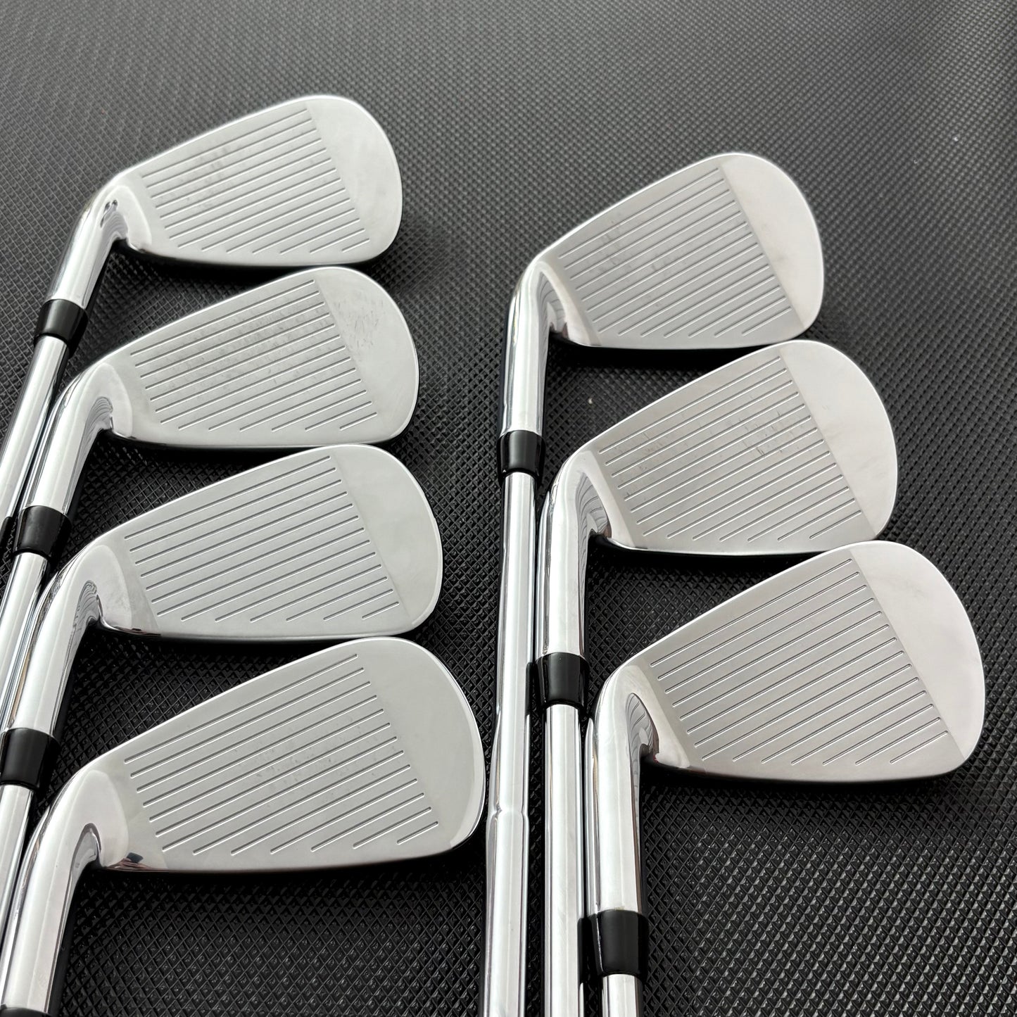 CALLAWAY ELYTE X IRON SET