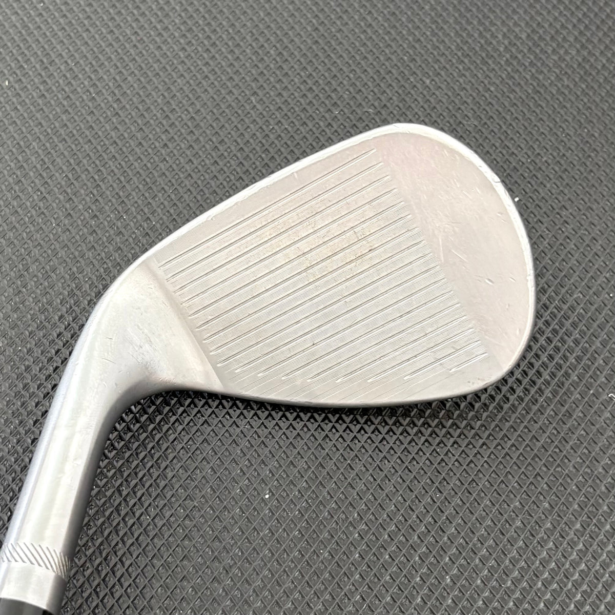 TITLEIST VOKEY SM9 TOUR CHROME WEDGE (56 DEGREE)
