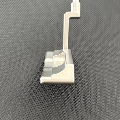 SCOTTY CAMERON CHAMPIONS CHOICE NEWPORT 2 PLUS PUTTER (34") + HEADCOVER