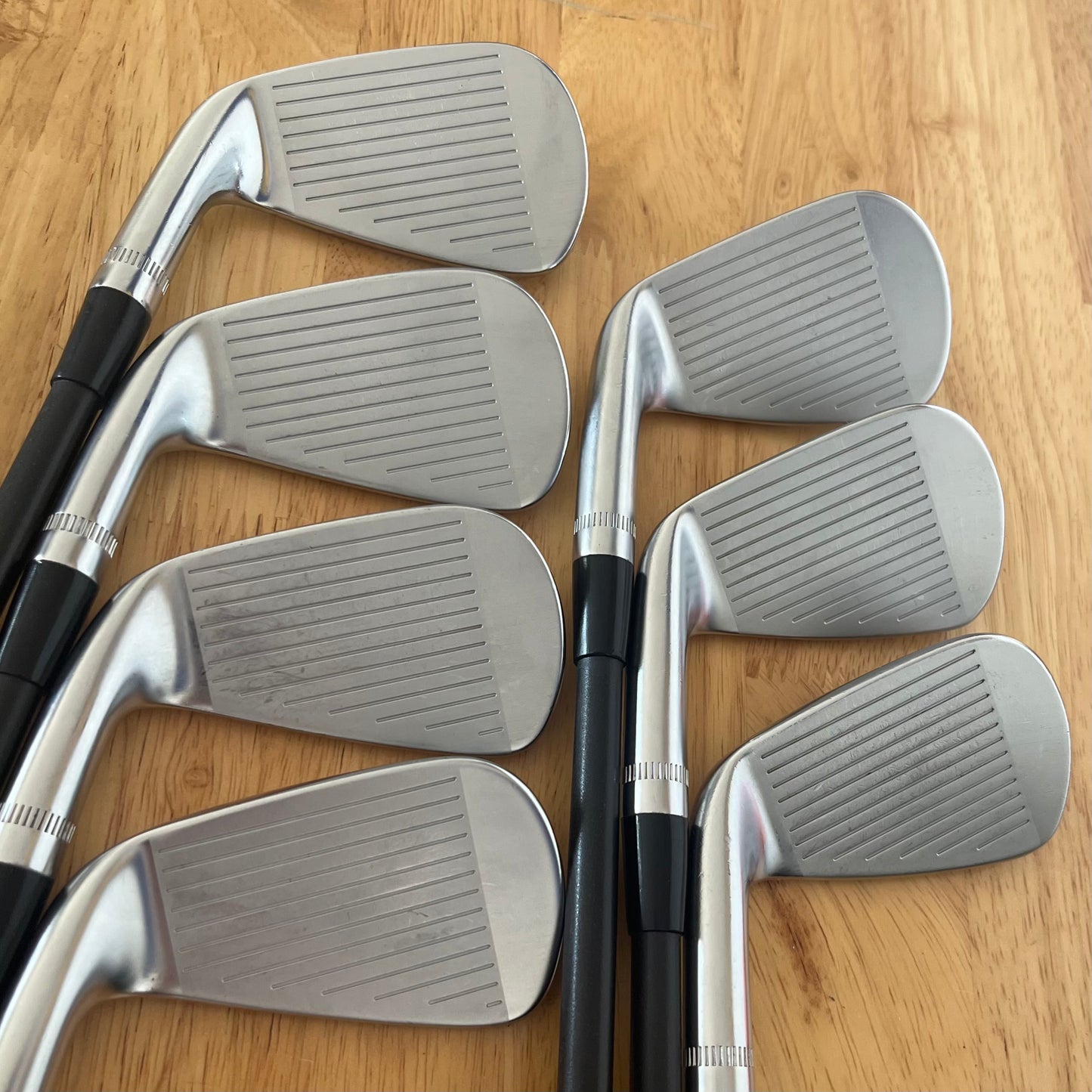 CALLAWAY APEX CB 2024 IRON SET