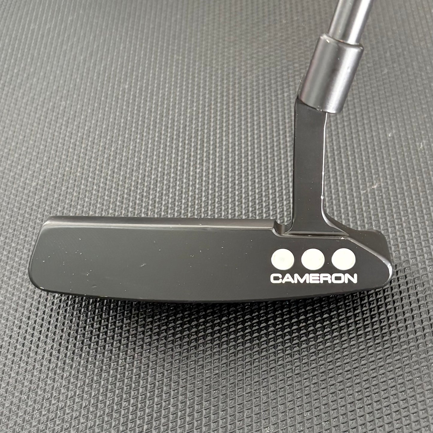 SCOTTY CAMERON STUDIO SELECT NEWPORT 2 CUSTOM PUTTER (33”)