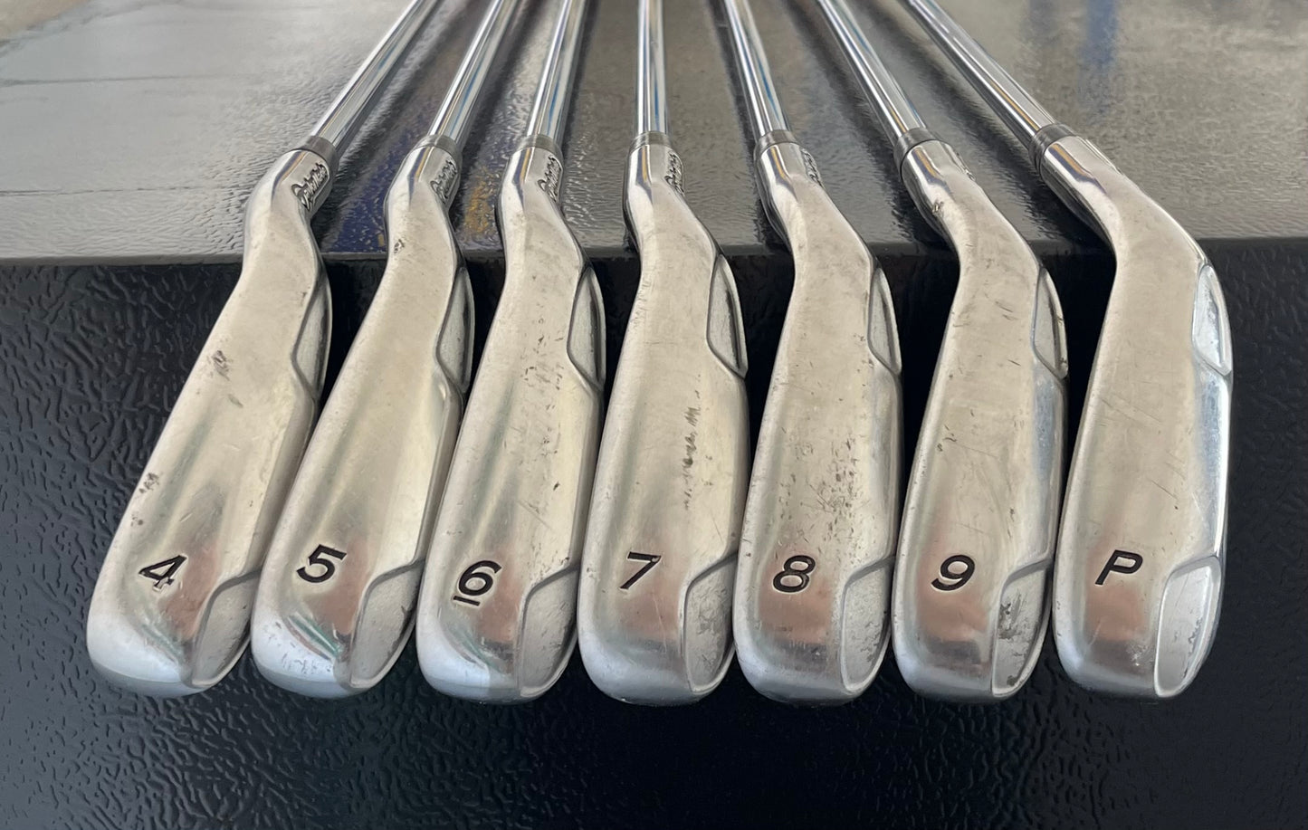 TAYLORMADE BURNER PLUS IRON SET