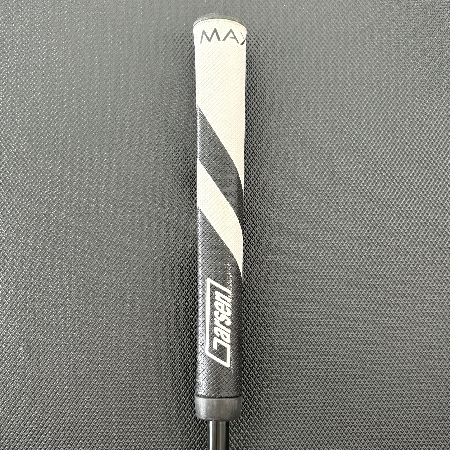 SCOTTY CAMERON STUDIO SELECT NEWPORT 2 CUSTOM PUTTER (33”)