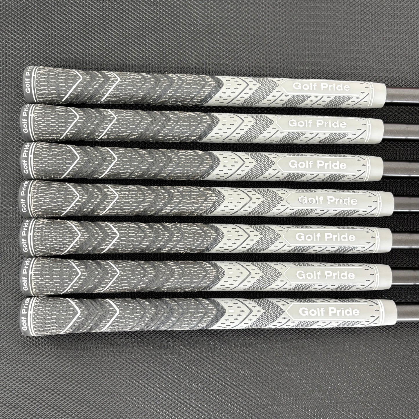 TITLEIST T150/T100 2023 COMBO IRON SET