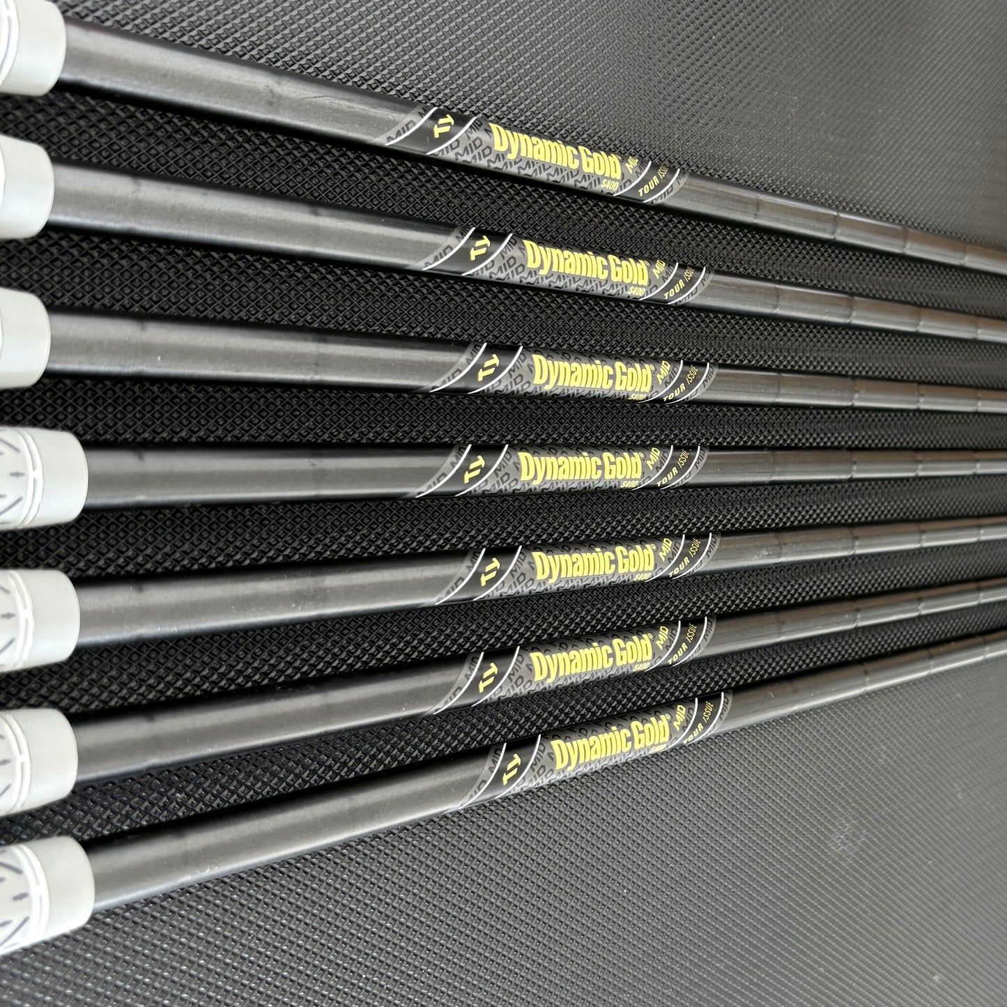 TITLEIST T150/T100 2023 COMBO IRON SET