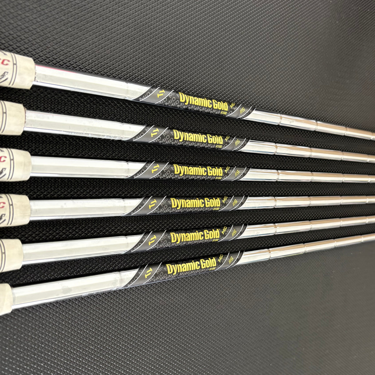 TITLEIST 620 MB IRON SET