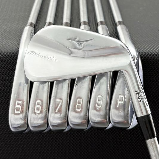 MIZUNO PRO 241 IRON SET