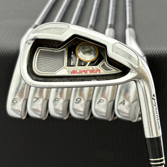 TAYLORMADE BURNER TOUR IRON SET