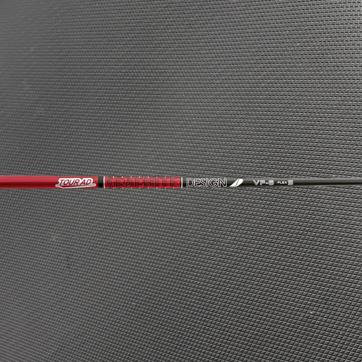 GRAPHITE DESIGN TOUR AD VF-6 STIFF DRIVER SHAFT + TITLEIST TIP (43.5")